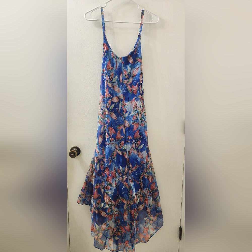 Sensations Pour‎ Elle Floral Blue Sleeveless Dress, Size Small.